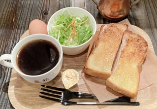 珈琲春秋　Ｋｏｂｅ岡本本店の「トーストセット」
