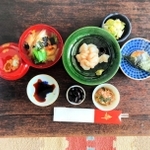 元日のお昼のささやかなごちそう