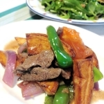 ジャガイモは面倒だが、フライにして。カリッとした食感がいいアクセントに