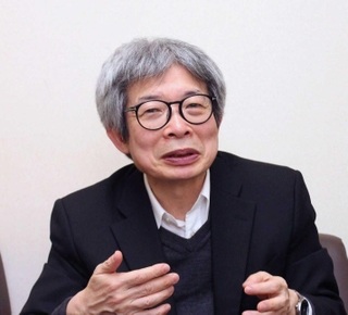 演劇とＡＩの展望を俯瞰的に語る平田オリザ＝神戸新聞社