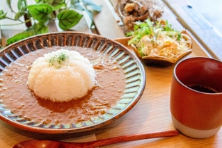 Ｃａｆｅ　ｍｏｃｃｏの牛すじスープカレー