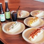 クラフトビア＆カフェダイナー　ＫＯＧＡＮＥの「ホットドッグ５種」