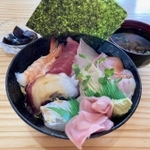 酒場酒天屋の「海鮮丼」