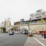 映画「朝の波紋」撮影場所近くの阪急神戸線アーチ橋＝神戸市灘区