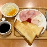 美鈴の「ハムエッグ＆トースト＆サラダ」