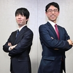 対談した藤井聡太王位（左）と一力遼天元
