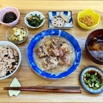 ごはんやゆたかの「豚軟骨の塩こうじ煮定食」