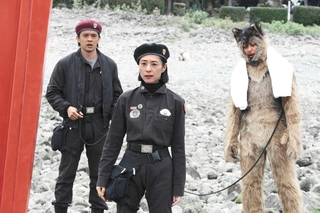 （Ｃ）２０２５「ＴＨＥオリバーな犬、（Ｇｏｓｈ！！）このヤロウＭＯＶＩＥ」製作委員会