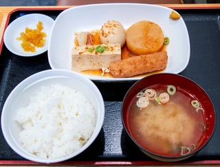 姫路食堂の「姫路おでん定食（おまかせ５種）」