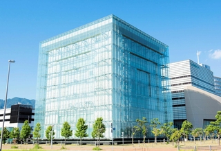 「メモリーズ・コーナー」のロケが行われた人と防災未来センター＝神戸市中央区（（Ｃ）一般財団法人神戸観光局）