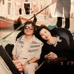 １９９５年にイタリア・ベネチアを訪れた上沼恵美子さんと夫の真平さん。後年、フィレンツェで離婚を切り出すことになるとは