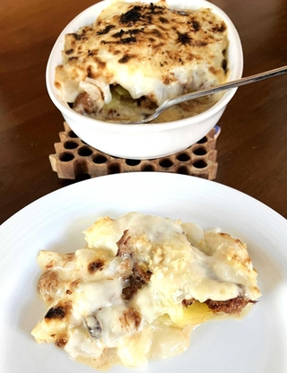 茶色いのが棒ダラを炊いてほぐした身。かなり味が濃かった