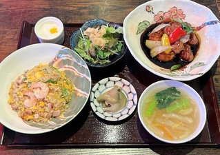 中国菜おおつかの「黒酢の酢豚定食」