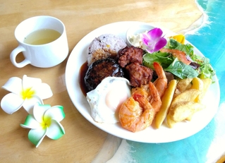 ハワイアンカフェ　リリハの「リリハプレート」