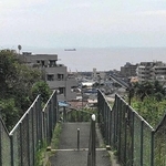「フォルトゥナの瞳」のロケが行われた神戸市垂水区塩屋町９の階段（ｃ）神戸フィルムオフィス提供