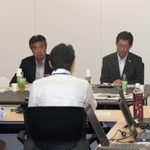 ７日に開かれた神戸市の教育委員会会議＝神戸市内
