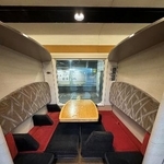 　開放Ｂ寝台の雰囲気がただようリゾートしらかみボックス席