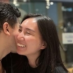 　親しい間柄で交わされるフィリピン式あいさつのベソベソ