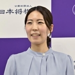 　女性で初めて将棋のプロ棋士編入試験を受ける里見香奈女流四冠＝６日午前、大阪市の関西将棋会館