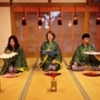 今回の旅仲間。写真左より、臨床心理士の大寺雅子さん、東証一部上場企業執行役員の住田智子さん、私