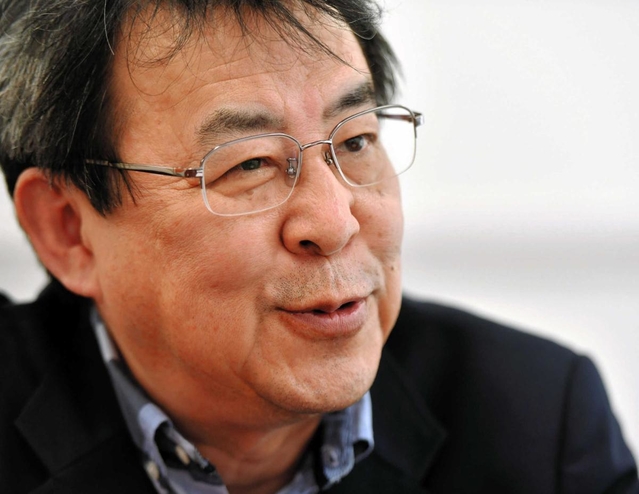 株主優待券を売買する会社の経営に転じた元山一証券神戸支店長の橘孝介さん＝東京都中央区日本橋室町１（撮影・西岡正）
