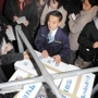 牛肉偽装の経緯を話す西宮冷蔵の水谷洋一社長＝２００２年１月２３日、西宮市西宮浜３