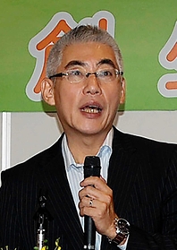 ▽にしもと・りょう　１９６１年、京都府生まれ。関学大大学院経営戦略研究科教授。米マサチューセッツ工科大学でＭＢＡ取得。ナカノス（現ミツカン）、デジタルガレージなど大企業、新興企業で経営に参画。