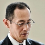故平尾誠二さんへの思いを語る山中伸弥教授＝１０日午後、神戸市中央区港島中町６、神戸ポートピアホテル（撮影・笠原次郎）
