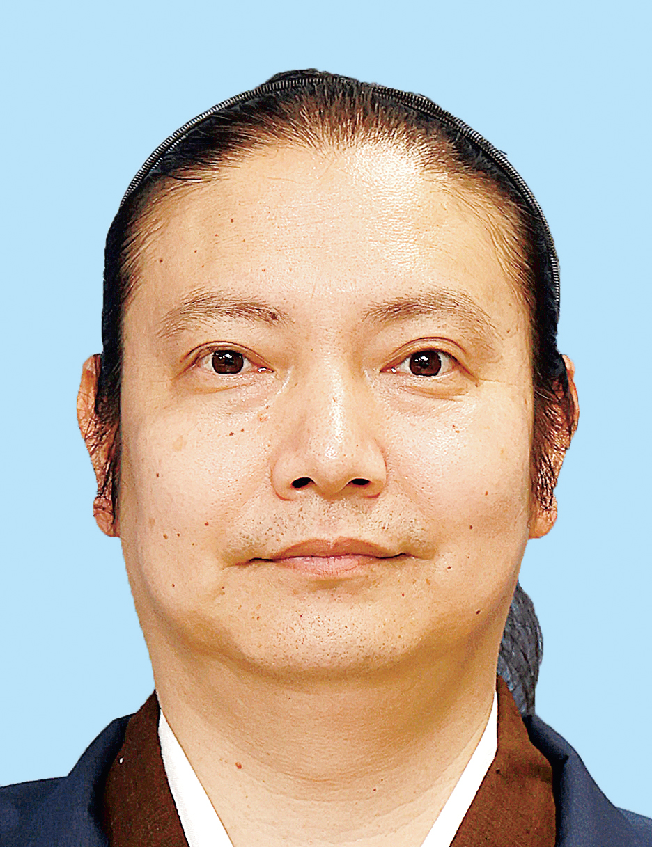 服部修氏