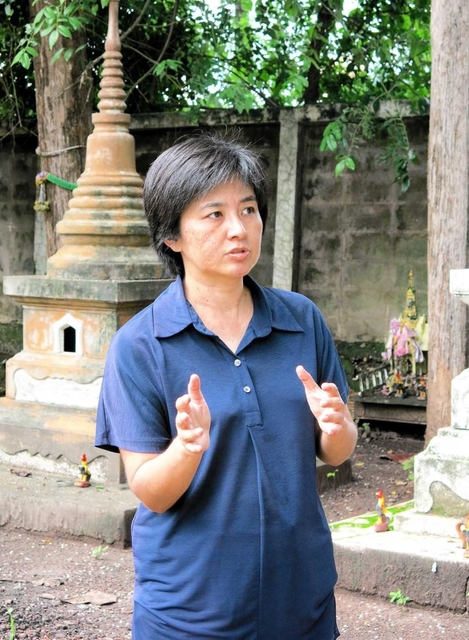 「死は隠すものじゃないんですよね」。浦崎雅代さんは繰り返し言った＝タイ北部・ウッタラディット県