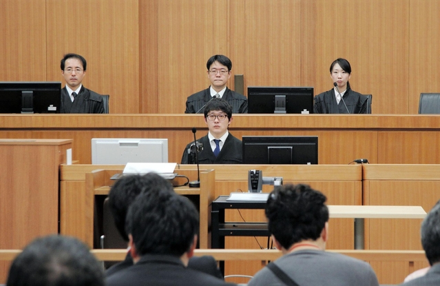 神戸・長田女児殺害事件で殺人罪などに問われた君野康弘被告の初公判が開かれた＝７日午前、神戸市中央区の神戸地裁（代表撮影）