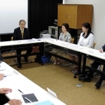 神戸市北区の助産院に面談型の相談窓口設置を決めたＮＰＯ法人の理事会＝京都市左京区
