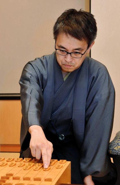 史上初の「永世七冠」達成が期待される羽生善治棋聖