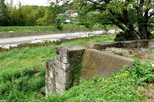 有馬軽便鉄道の線路跡