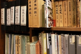 吉田さんが集めた有馬温泉関連の資料
