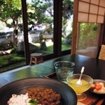 あまりのおいしさに檀家たちの間で話題となった特製ドライカレー＝神戸市北区、茶坊ｃｉｔｔａ（チッタ）