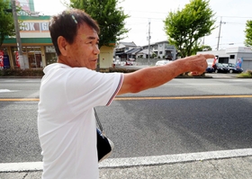 重傷の女性を保護した団体職員の男性。事件当時の緊迫した状況を語った＝１７日午後、神戸市北区
