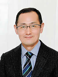 山中伸弥教授
