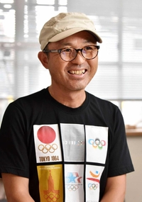 大会ゲストとして神戸マラソンへの思いを語るプロランニングコーチの金哲彦さん