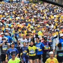 第１０回神戸マラソン／スタート／（７）