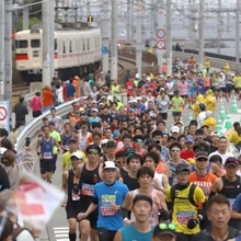 第１０回神戸マラソン／折り返し付近（須磨・垂水）／（１）