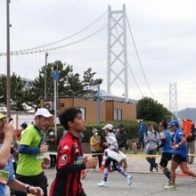 第１０回神戸マラソン／折り返し付近（須磨・垂水）／（６）