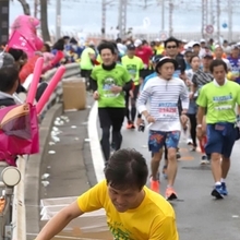 第１０回神戸マラソン／折り返し付近（須磨・垂水）／（８）