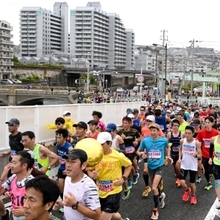 第１０回神戸マラソン／折り返し付近（須磨・垂水）／（１１）