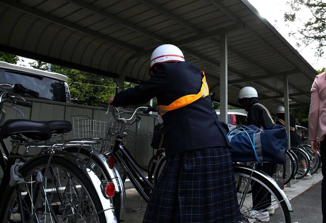 制服もかばんもピッカピカ