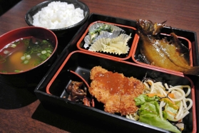 プロ酒場の日替わりランチ