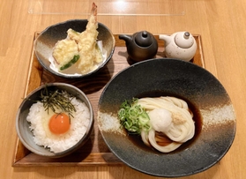 「たべよしのお得ランチ」（９２０円）