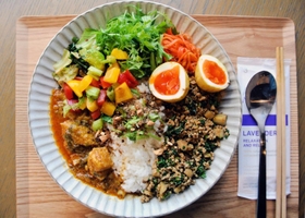 スパイスカレーｍｏｃｏ「合いがけカレー」