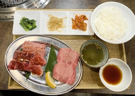 ＹＡＫＩＮＩＫＵ　ＹＵＭＭＹの「満足焼肉定食」