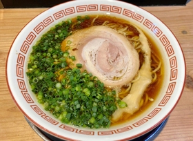 刻屋の「鶏醤油ラーメン」